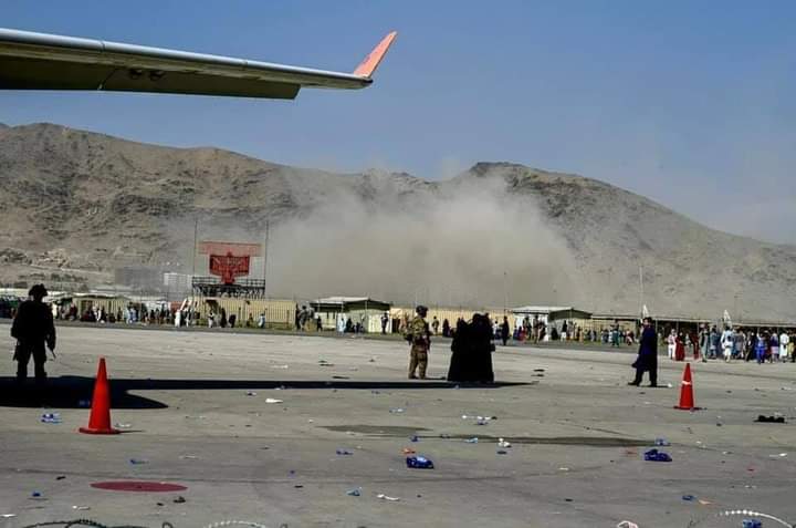 Las imágenes del atentado en Kabul que dejó más de 60 muertos
