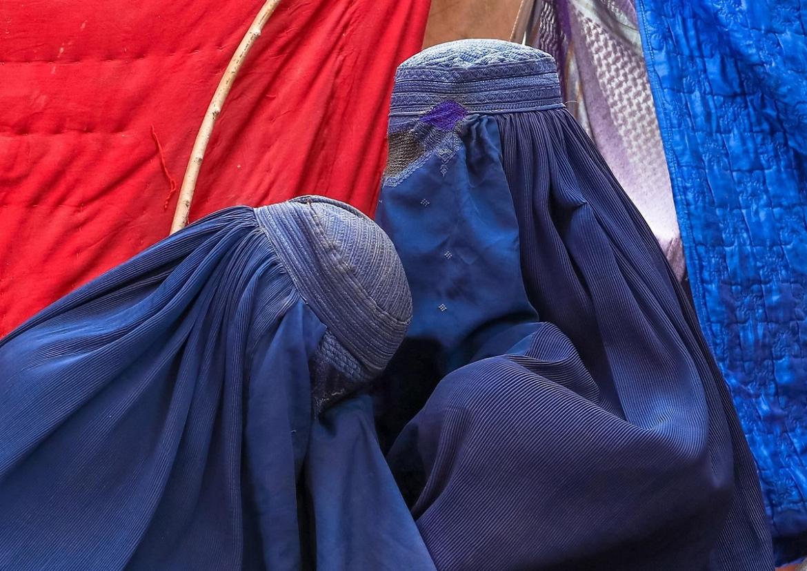 Mujeres en Afganistán, bajo el poder de los talibanes