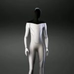 Tesla se incorpora a los proyectos robóticos y presenta su primer humanoide