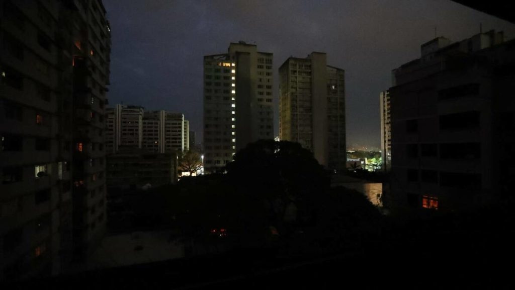 Un nuevo apagón afecta a varias zonas de Caracas