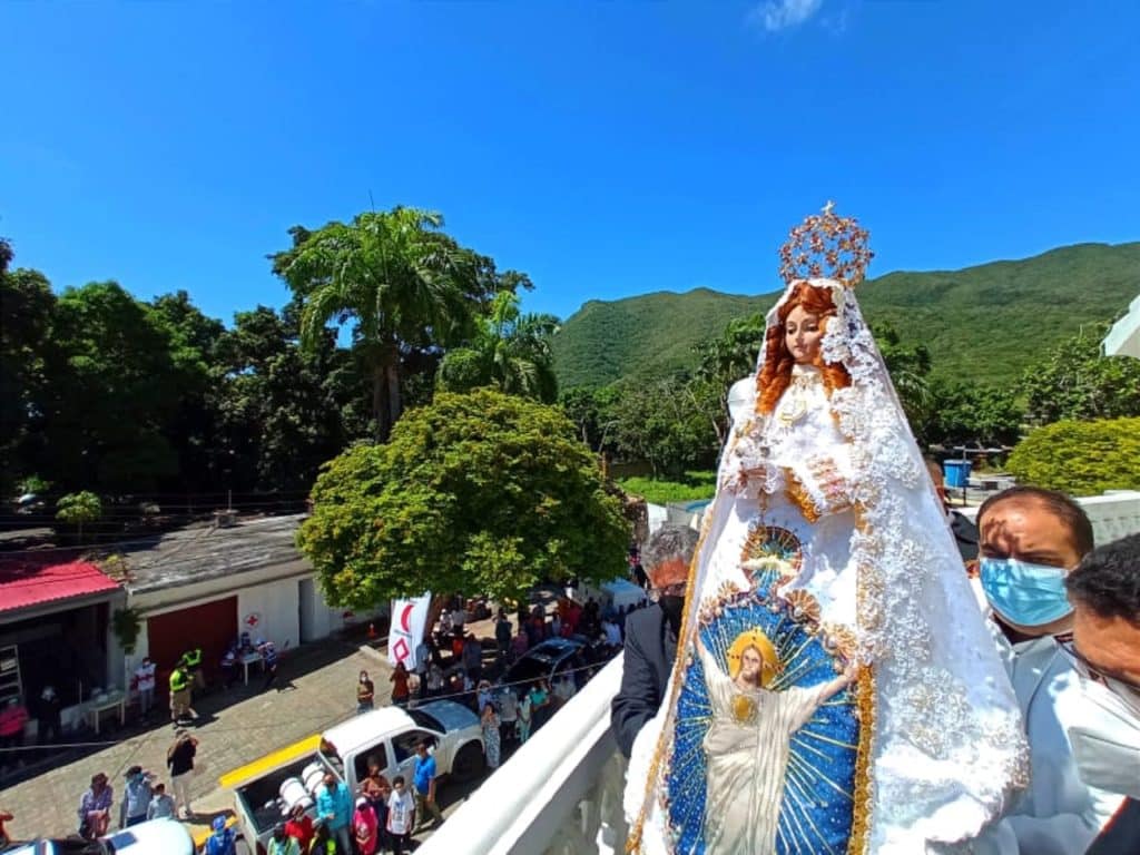 En imágenes: la bajada de la Virgen del Valle este 1° de septiembre