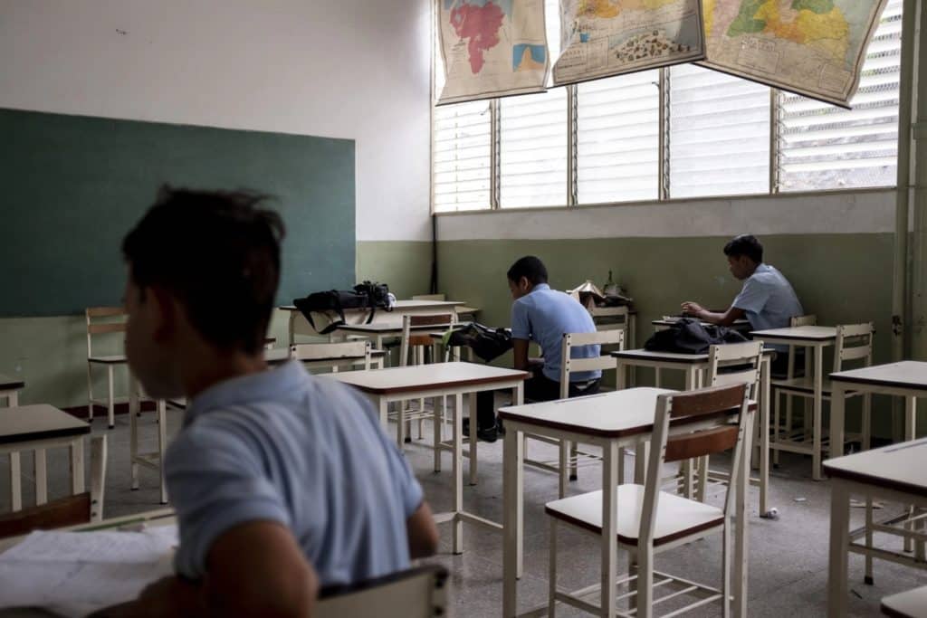 Venezuela arranca el año escolar 2021-2022