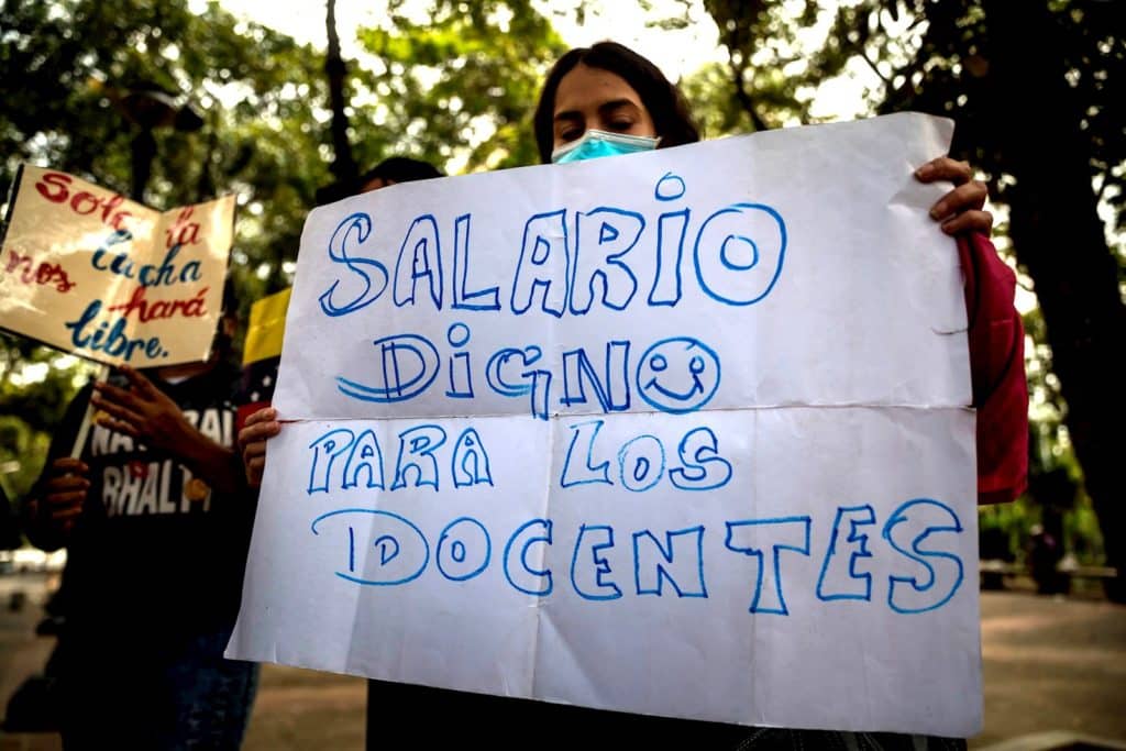 Los profesores universitarios venezolanos tienen el salario más bajo de Latinoamérica