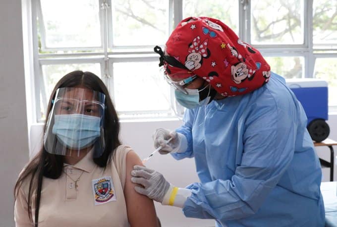 Las escuelas y liceos habilitados en Caracas para la vacunación contra el covid-19 de estudiantes