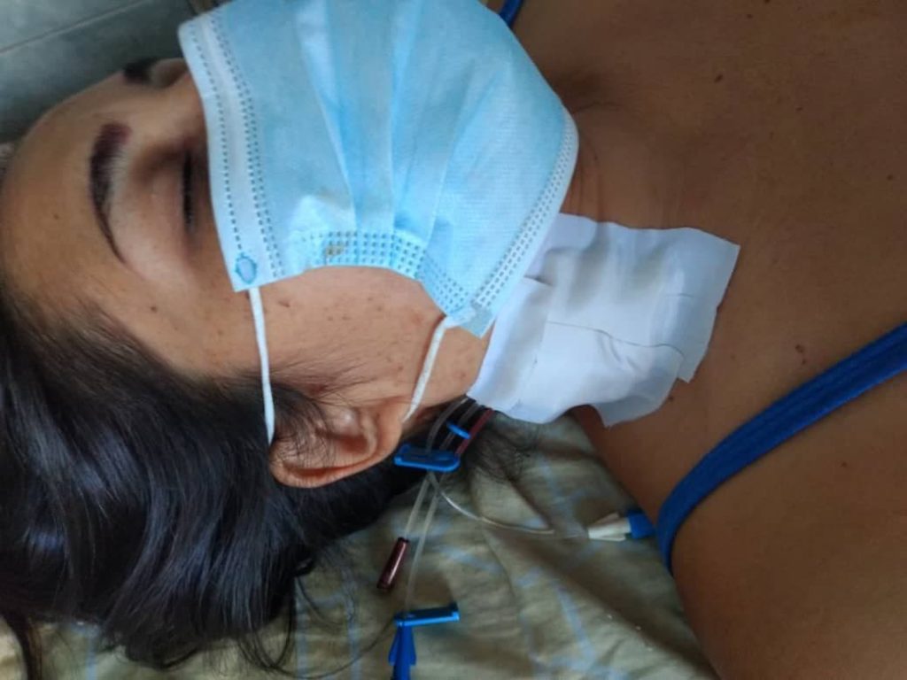 “Le conté a mi hijo que me caí y no veía nada”: el relato de una mujer que sufrió un accidente cuando esperaba atención médica en Táchira