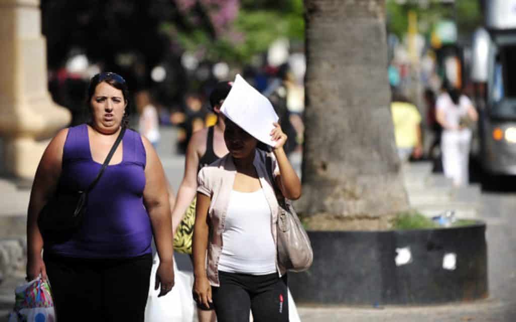 Las causas de las altas temperaturas que se registran en Caracas