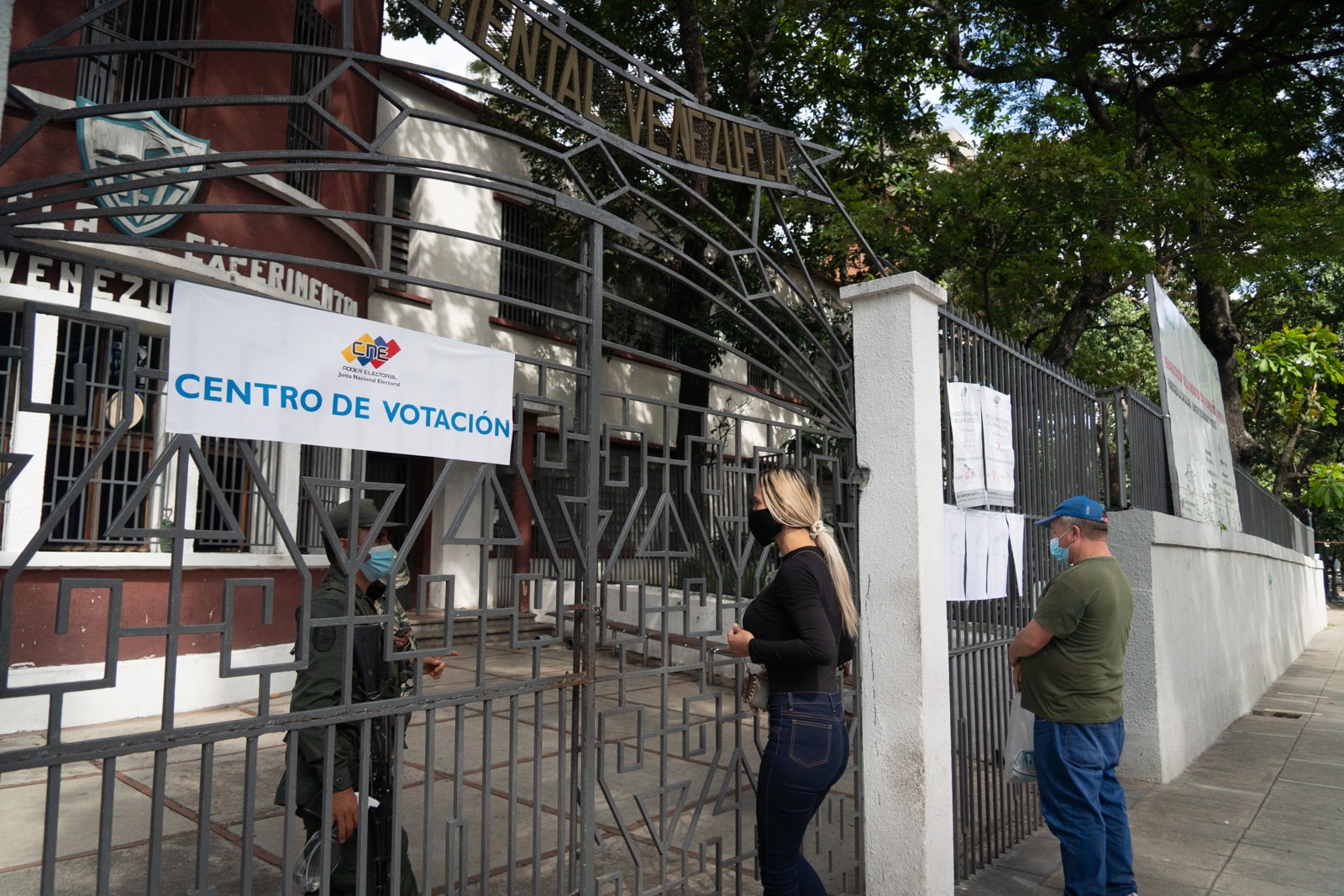 CNE relocated 31 voting centers two days before the presidential elections