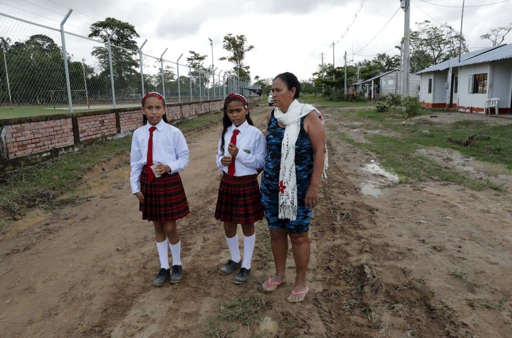 Niñas en la frontera colombo-venezolana:  entre el dilema de seguir sus estudios y el temor a un embarazo