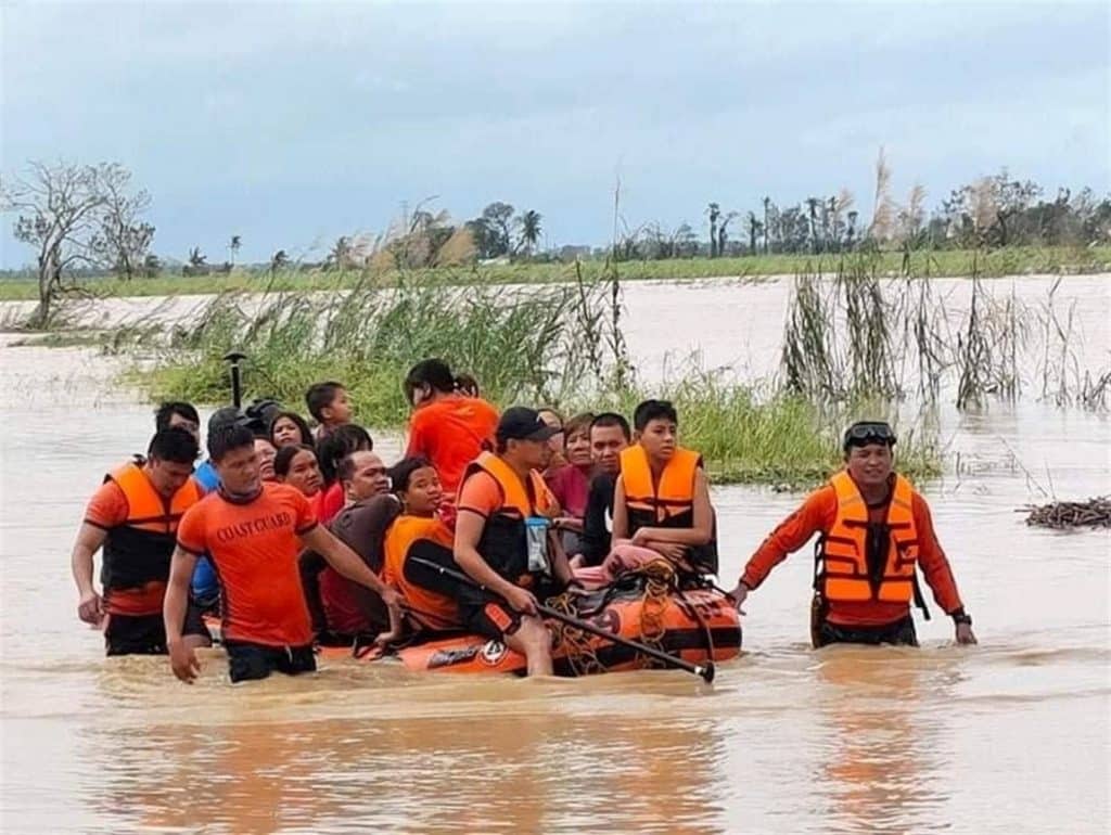 Rai, el tifón que enlutó a Filipinas y dejó casi 400 muertos