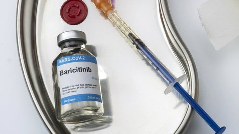 La OMS aprobó el baricitinib y sotrovimab para tratar el covid-19: ¿Qué son y cómo usarlos?