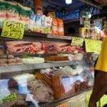 Combos de comida comerciantes clientes Caracas Comercios precios huevos proteina víveres El Diario by José Daniel Ramos