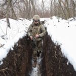 Conflicto entre Rusia y Ucrania: soldados ucranianos se preparan en Chernóbil y Moscú acelera el movimiento militar