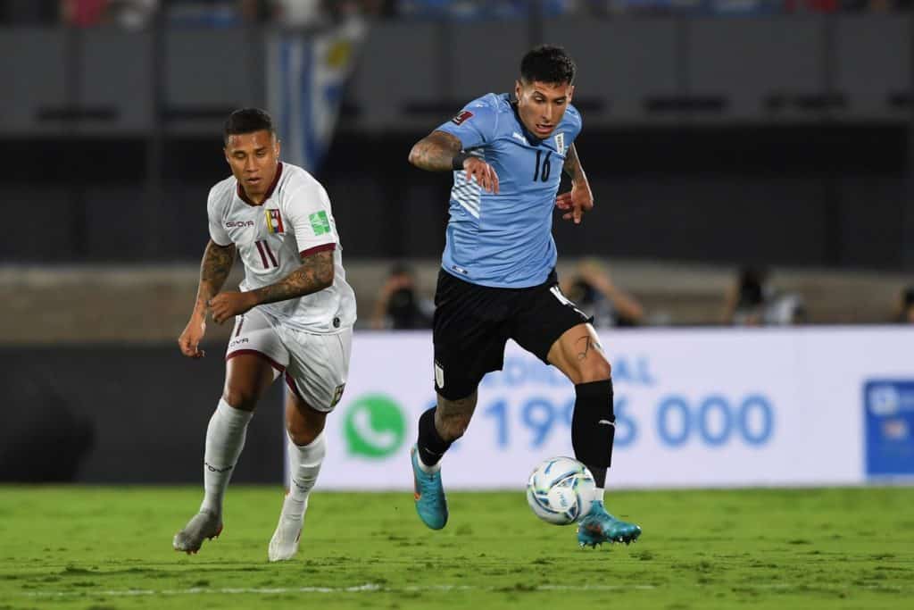 La Vinotinto cayó por goleada 4-1 ante una Uruguay que sueña con Catar 2022