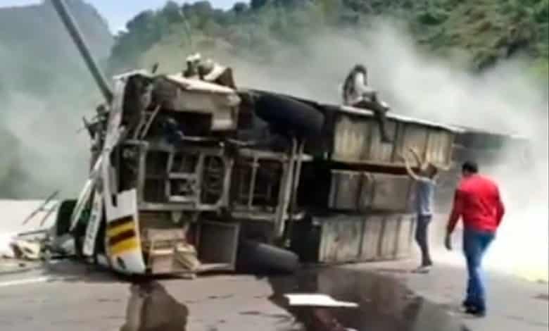 Lo que se sabe sobre un accidente de tránsito en Colombia donde murieron seis migrantes venezolanos