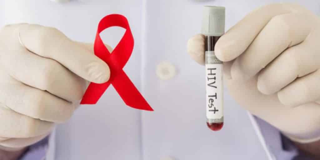 Médicos estadounidenses habrían logrado curar por primera vez a una mujer con VIH