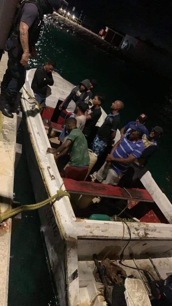 Guardia Costera de Aruba detuvo a una embarcación con migrantes venezolanos: lo que se sabe
