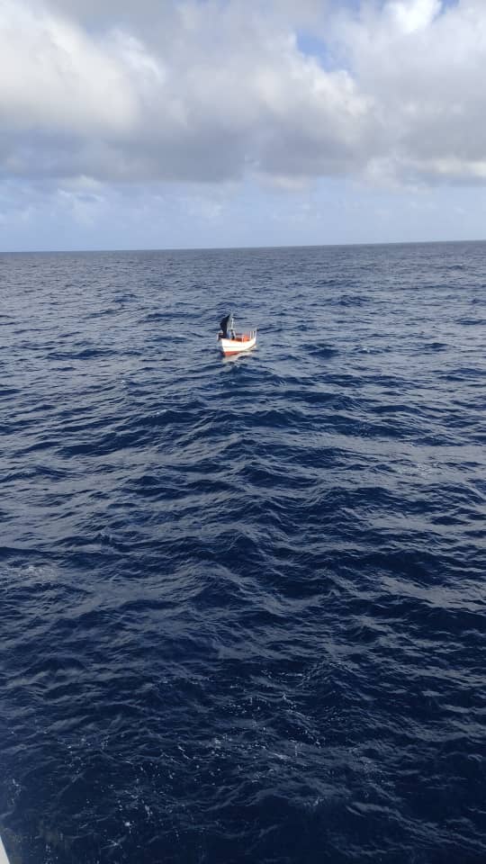 Rescataron con vida a los pescadores de la embarcación Mi Liz cerca de las costas de Puerto Cabello