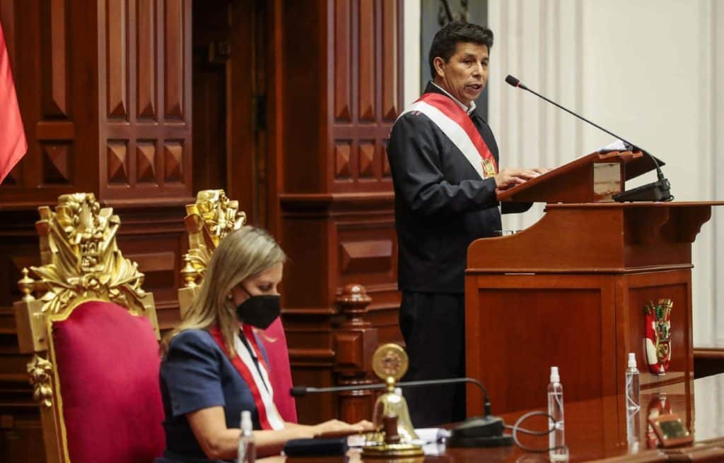 Congreso de Perú exhortó al presidente Pedro Castillo a renunciar