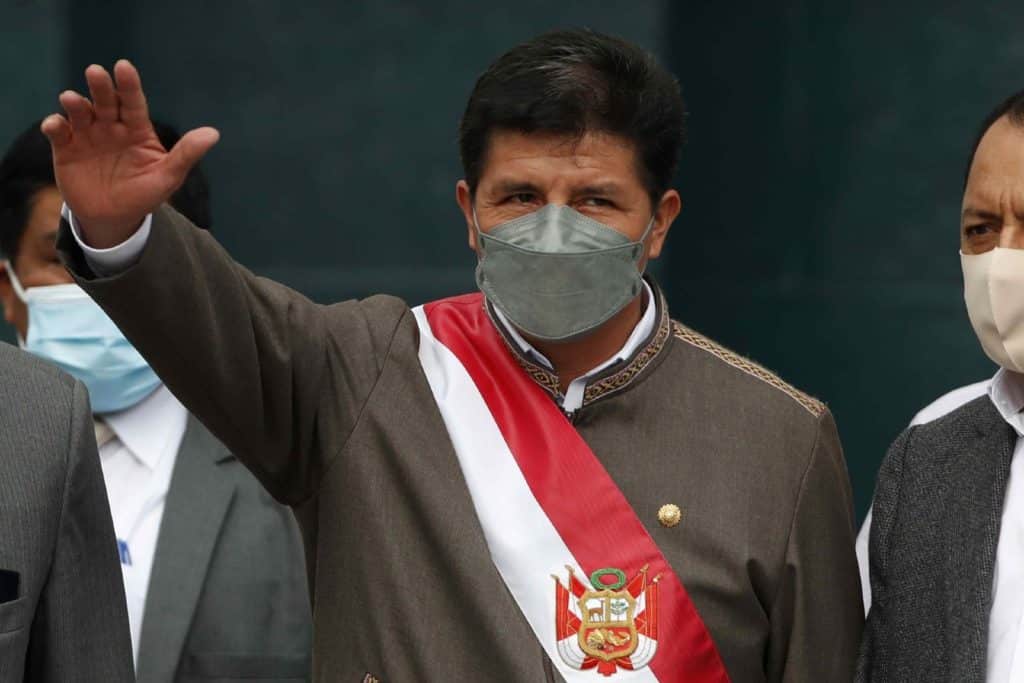Pedro Castillo se libra de la moción de vacancia por parte del Congreso de Perú
