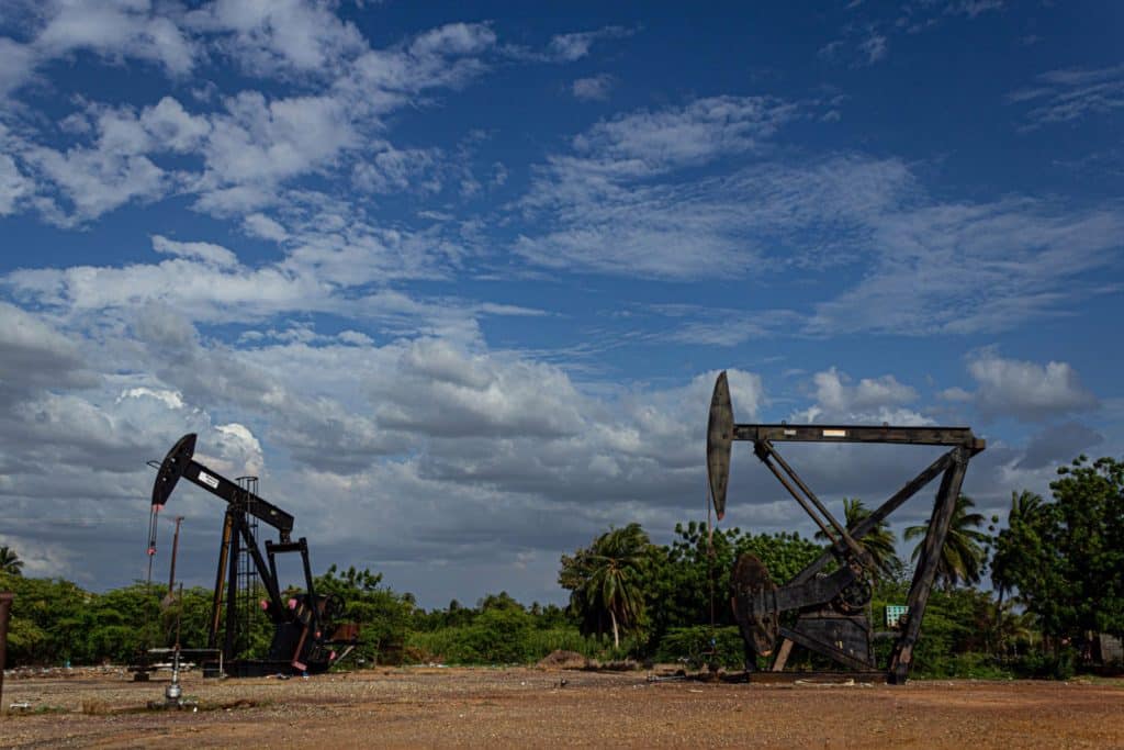 Sábado Estados Unidos Petróleo Paraguay