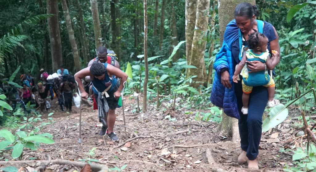 menores selva Darién - Tapón de Darién - Colombia Panamá