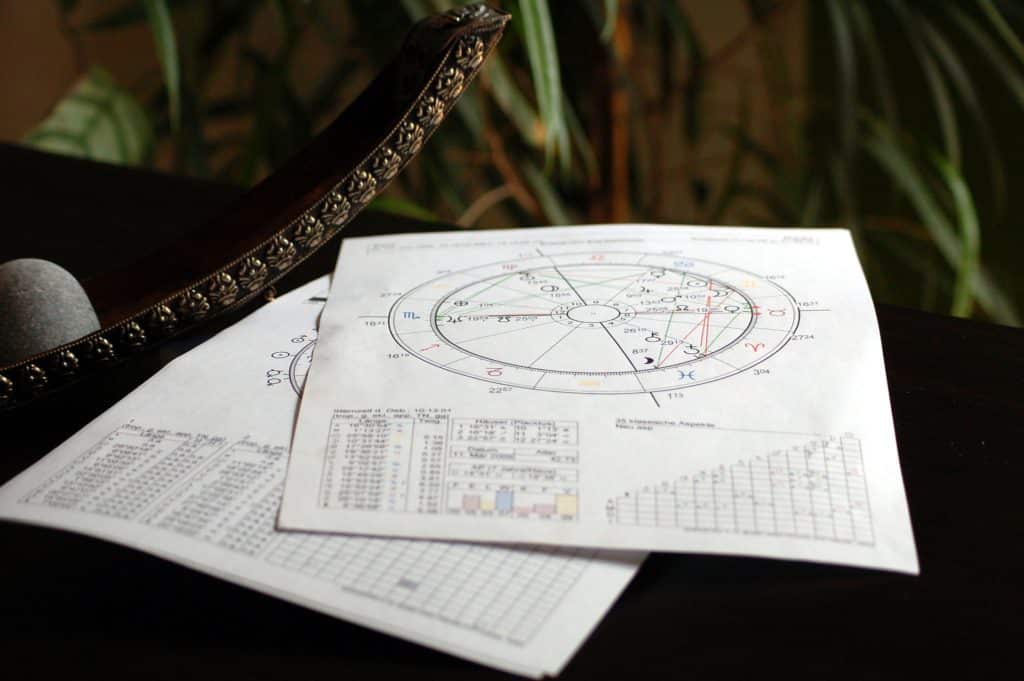 La astrología y el tarotismo, las prácticas que toman auge entre los jóvenes venezolanos