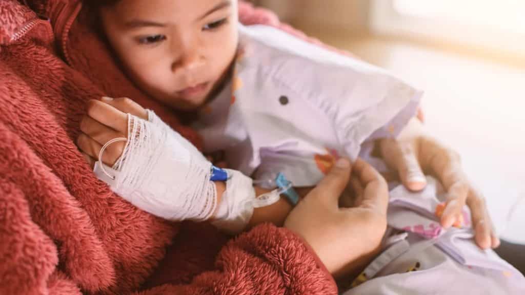 Hepatitis aguda infantil en aumento: la OMS reportó casi 170 casos en 11 países