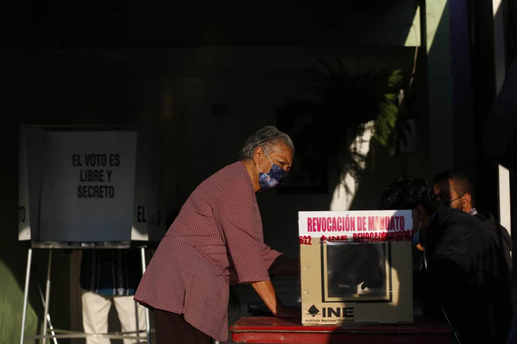 Cuatro claves para entender el referendo revocatorio contra López Obrador en México