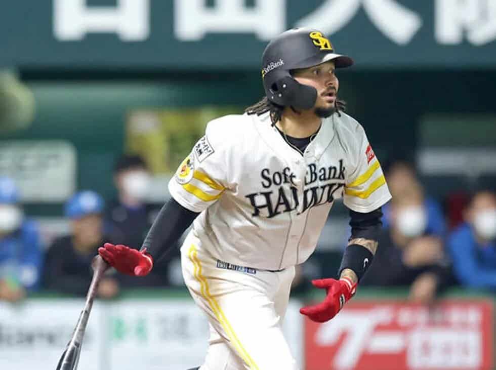 Los venezolanos que forman parte de la liga de beisbol de Japón en la temporada 2022