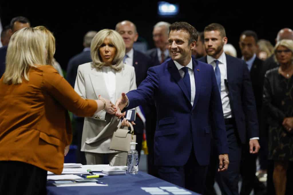 Macron y Le Pen se enfrentan en la segunda vuelta electoral por la presidencia de Francia