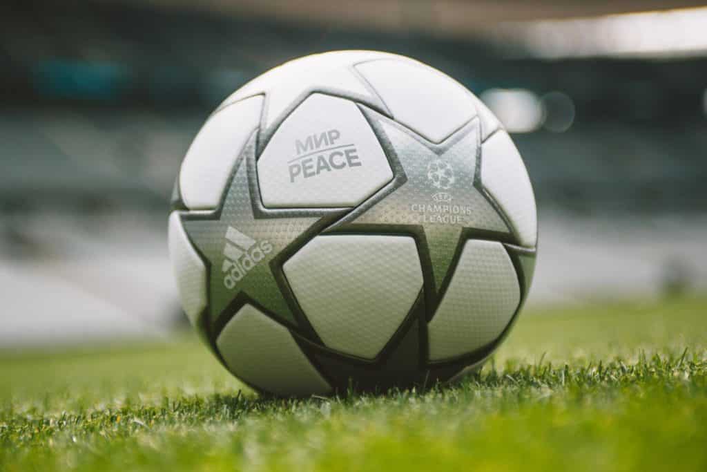 Adidas reveló cómo es el balón de la final de la Champions League dedicado a la paz