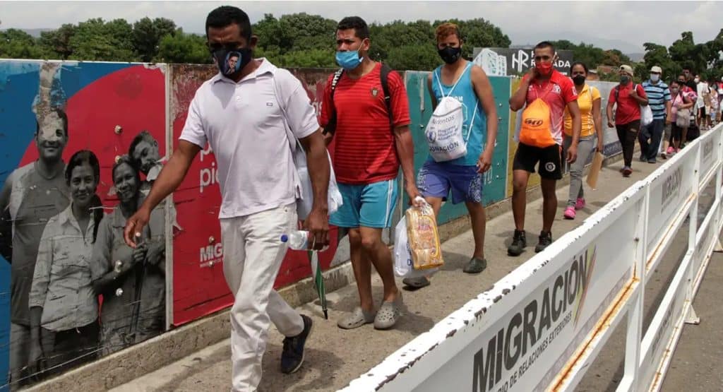 Migración Colombia halló a 85 venezolanos que viajaban sin documentos entre Cúcuta y Bucaramanga