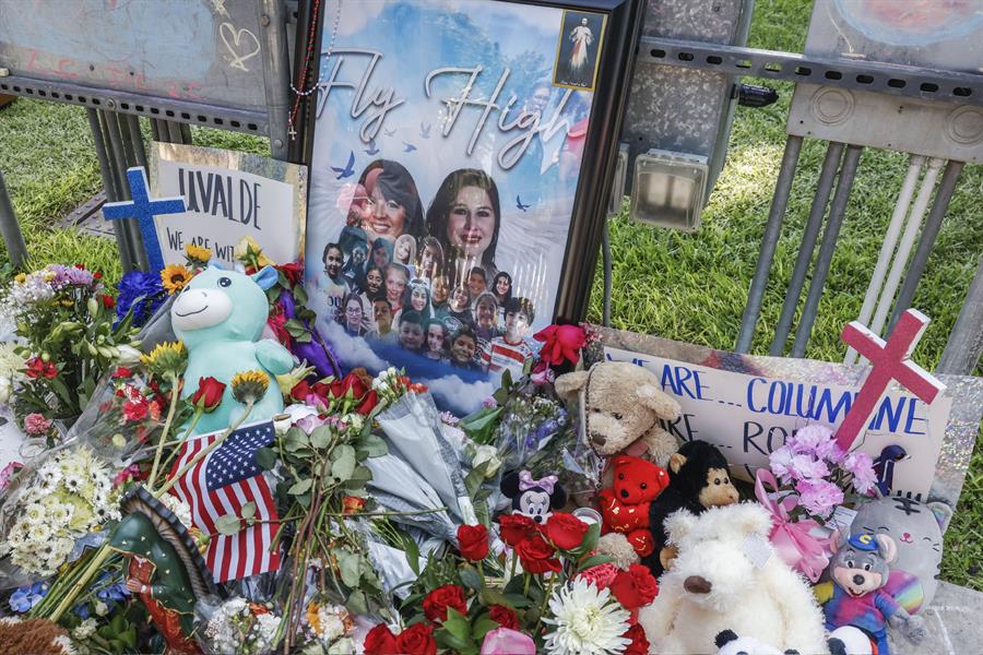 El homenaje de dos fotógrafos estadounidenses a los niños asesinados en la masacre de Uvalde