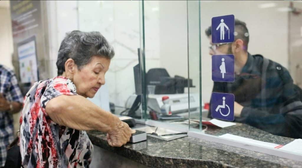 IVSS: estos son los pasos para solicitar el cambio de banco de un pensionado en Venezuela