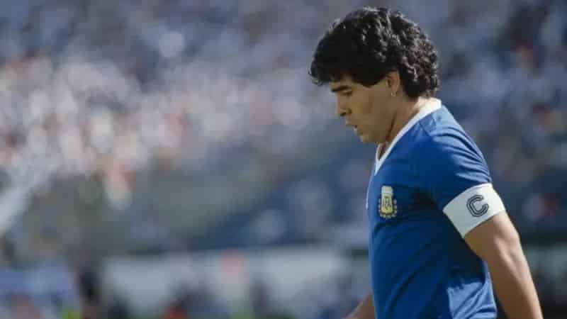 Maradona: 8 médicos irán a juicio por «homicidio culposo» por la muerte del legendario futbolista
