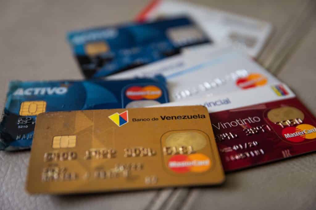 ¿Las tarjetas de crédito funcionan casi como las de débito en Venezuela?