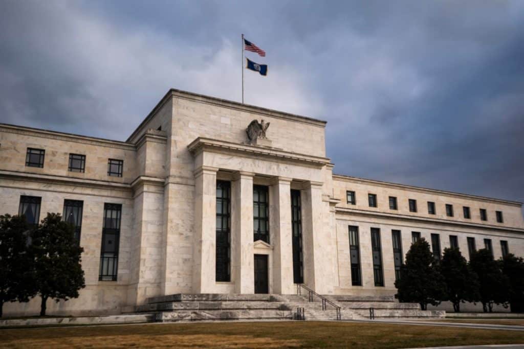 La Reserva Federal de EE UU fijó la mayor tasa de interés en 28 años: los detalles