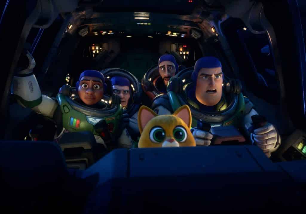 Lightyear: prohíben la película de Pixar en al menos 14 países por una escena LGBTIQ+