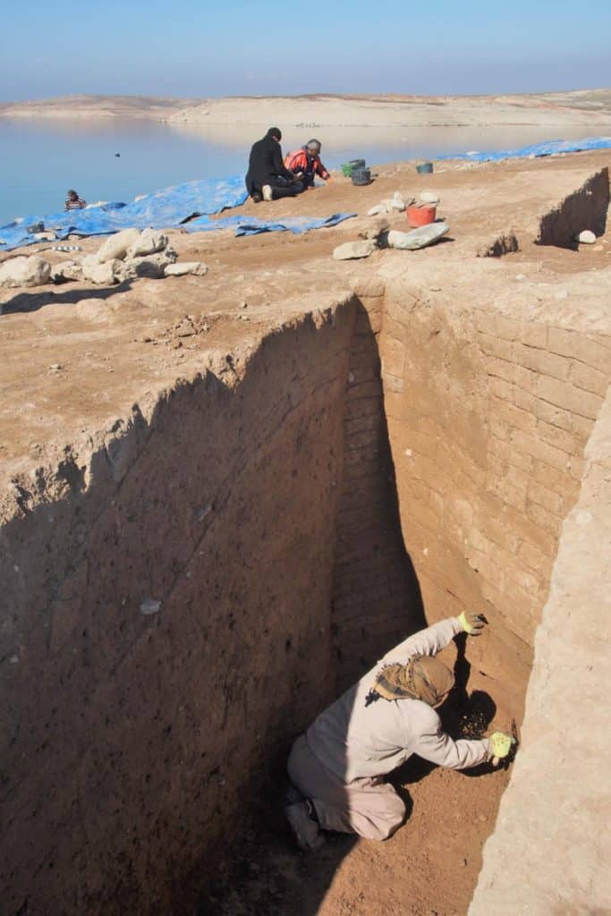 Una ciudad de 3.400 años de antigüedad emergió del río Tigris gracias a la sequía en Irak 