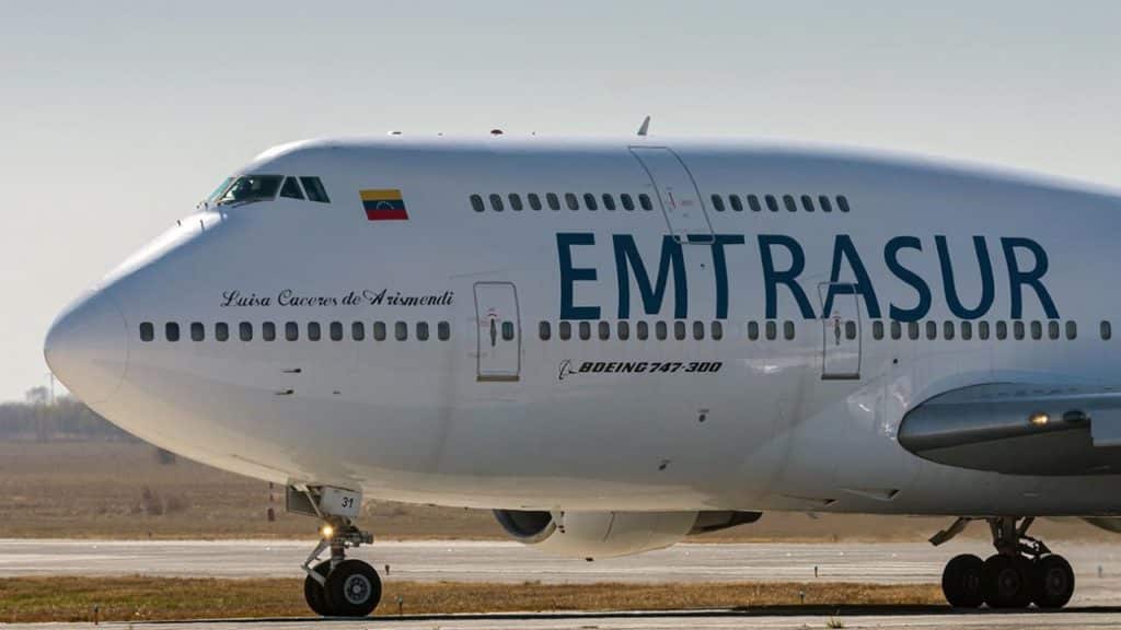Llegaron a Venezuela 12 tripulantes del avión retenido en Argentina