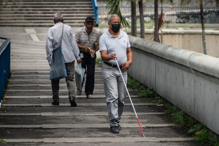 Lugares personas discapacidad Caracas escaleras mecánicas rampas SAIME bancos accesibilidad metro de caracas El Diario Jose Daniel Ramos