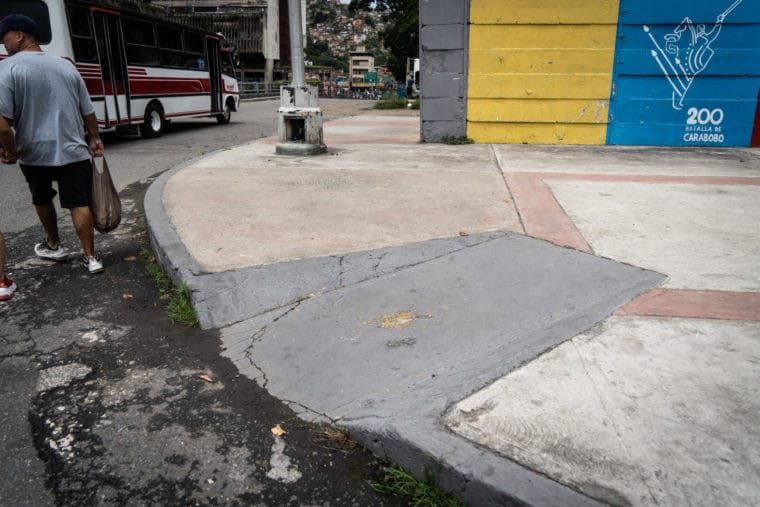 Lugares personas discapacidad Caracas escaleras mecánicas rampas SAIME bancos accesibilidad metro de caracas El Diario Jose Daniel Ramos