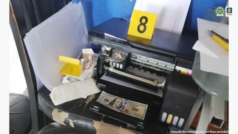 Descubrieron un centro de falsificación de dólares en la frontera entre Colombia y Venezuela