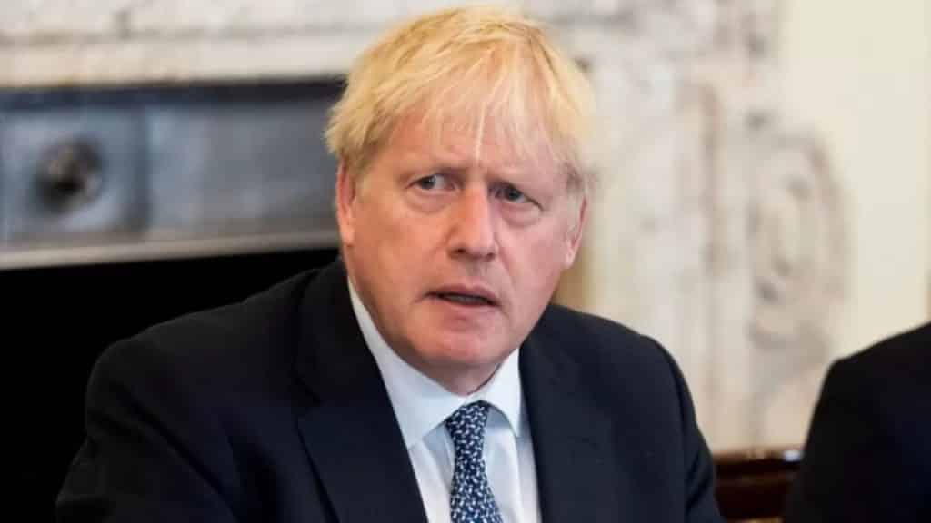 Boris Johnson: 4 claves del escándalo que desató más de 30 renuncias en el gobierno británico y pone contra las cuerdas al primer ministro