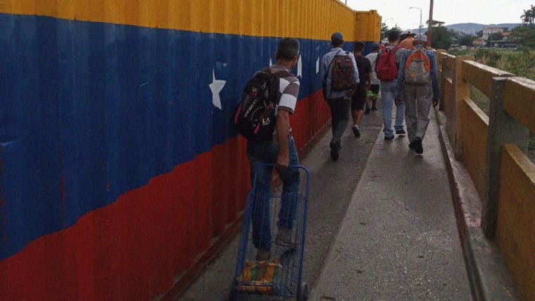 Migrantes venezolanos apuestan que el proyecto de Petro no perjudique su decisión de quedarse en Colombia