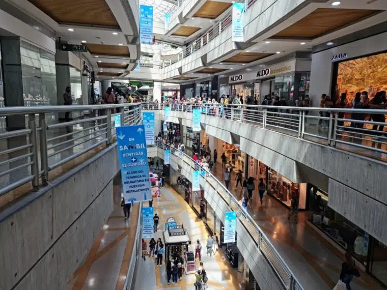 Prevén la inauguración de siete centros comerciales en Venezuela el próximo año