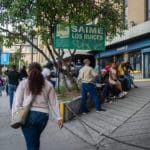 Travesía pasaporte cédula oficinas saime ciudadanos venezolanos pasaporte cédula extranjeros colas cita solicitud organismo oficinas documento de viaje largas cosas madrugar horas trámite cedulación renovación Servicio Administrativo de Identificación, Migración y Extranjería Saime Los Ruices Saime Las Mercedes Oficina Extranjería Coche saime sede principal centro El Diario Jose Daniel Ramos