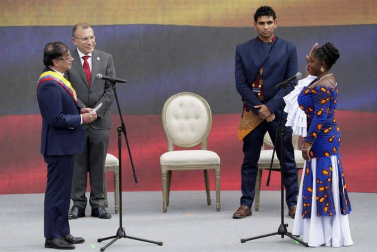 Gustavo Petro se juramentó como nuevo presidente de Colombia