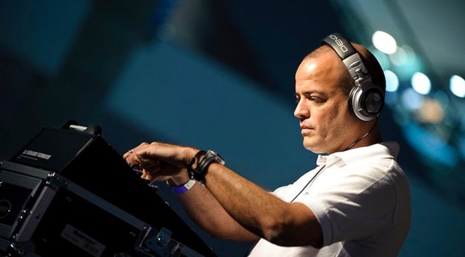 Óscar Leal, el DJ venezolano que se mantiene vigente tras más de 30 años de trayectoria￼