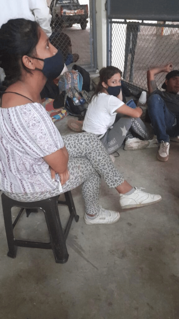 Detienen a un grupo de 45 migrantes venezolanos en la frontera entre Guatemala y México: “Nos quitaron todo”